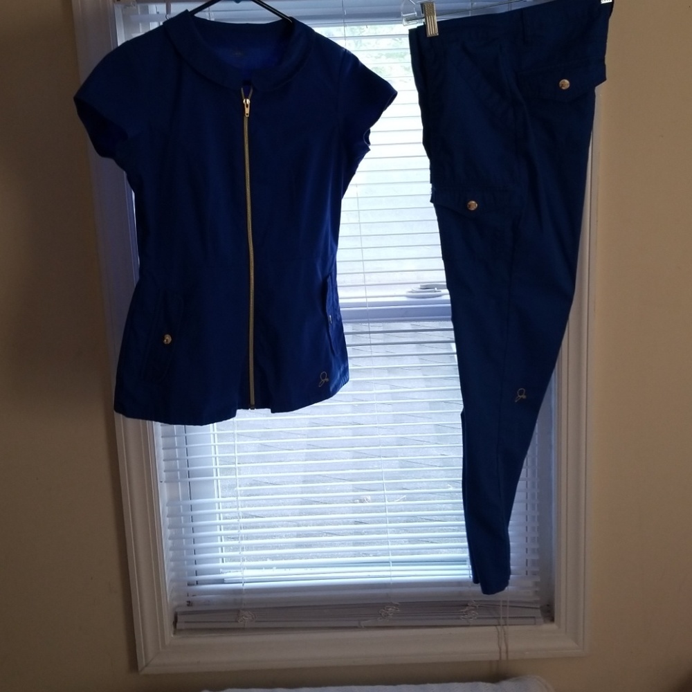 Jaanuu xs scrubs set